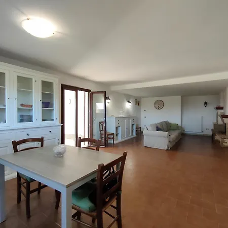 Wonderful In With Shared Swimming Pool