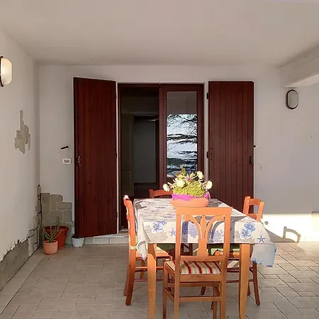 Wonderful In With Shared Swimming Pool Apartment Pesaro