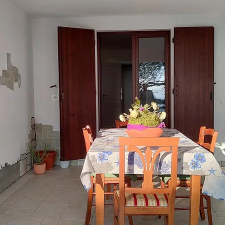 Wonderful In With Shared Swimming Pool Apartment