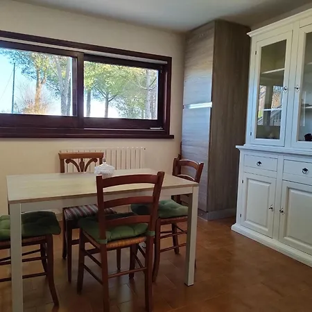 Wonderful In With Shared Swimming Pool Apartment *